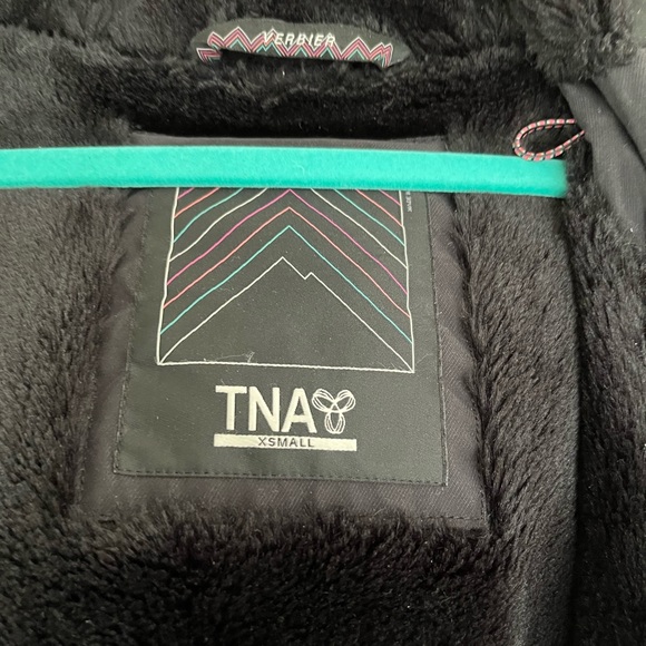 Aritzia parka, small, black - Picture 5 of 5